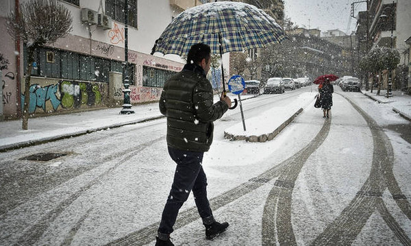 Καιρός: Σάββατο με χιόνια και πολικές θερμοκρασίες - Αναλυτική πρόγνωση για όλη τη χώρα