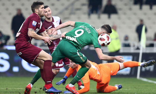 Το πέναλτι στον Μακέντα και οι καθυστερήσεις που εξαφανίστηκαν στο ΟΑΚΑ!  (photos)