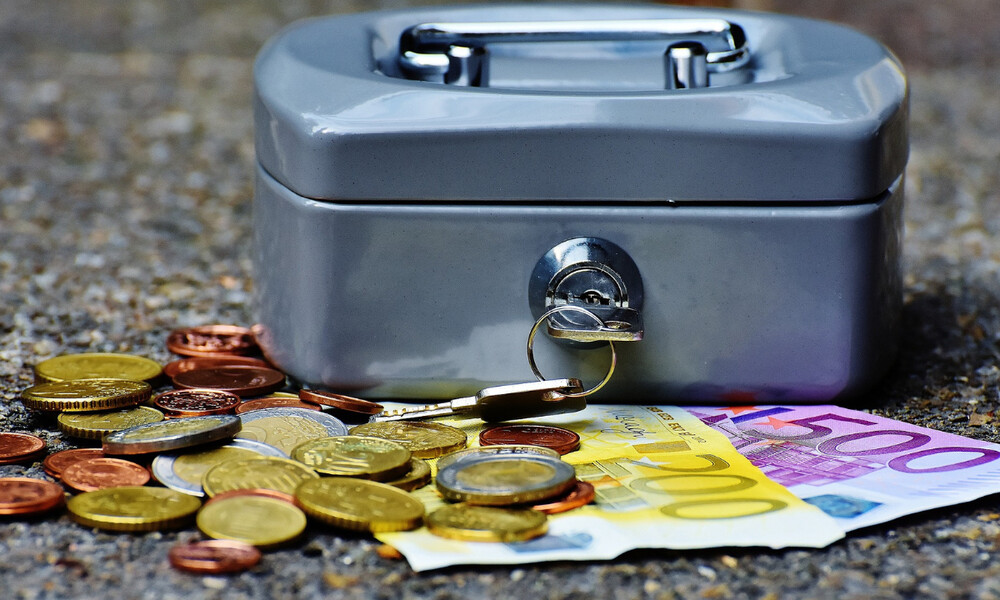 Ρύθμιση 120 δόσεων: Έχετε χρέη στα Ταμεία; Ποιοι θα δουν «κούρεμα» έως και 70% (πίνακας)