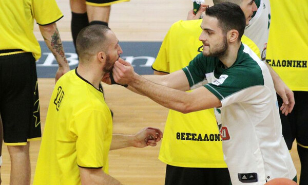 Παναθηναϊκός ΟΠΑΠ – Άρης: Οι αγκαλιές πριν το τζάμπολ (photos)