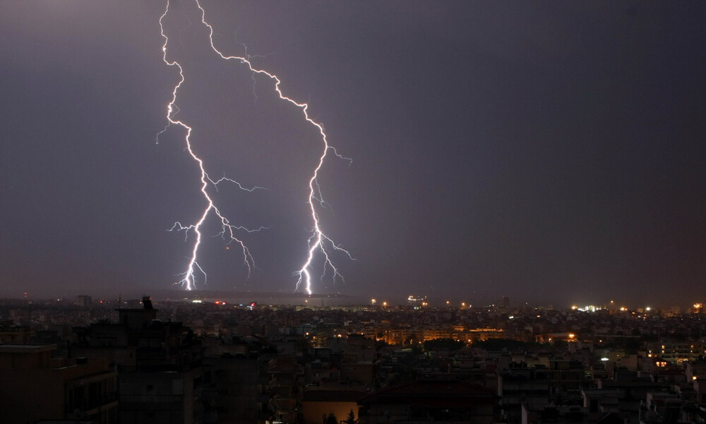 Έκτακτο δελτίο ΕΜΥ: Έντονα καιρικά φαινόμενα και την Πέμπτη με χιόνια και καταιγίδες (pics)