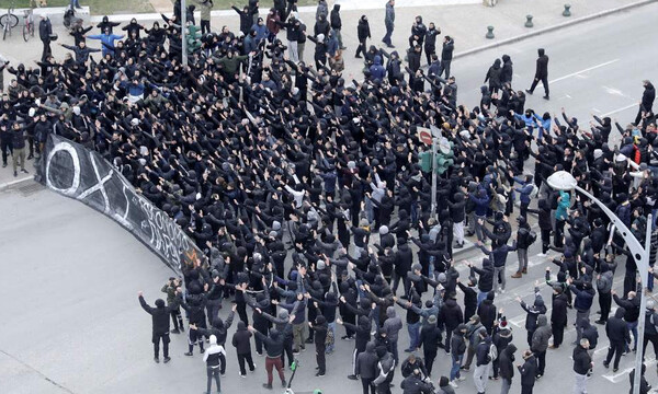 ΠΑΟΚ-Άρης: Οπαδοί έκλεισαν το κέντρο της Θεσσαλονίκης πριν το ντέρμπι! (photos)