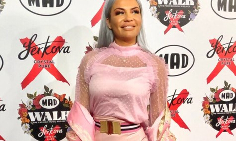 Έλαμψε στο κόκκινο χαλί του Madwalk 2019 η Naya