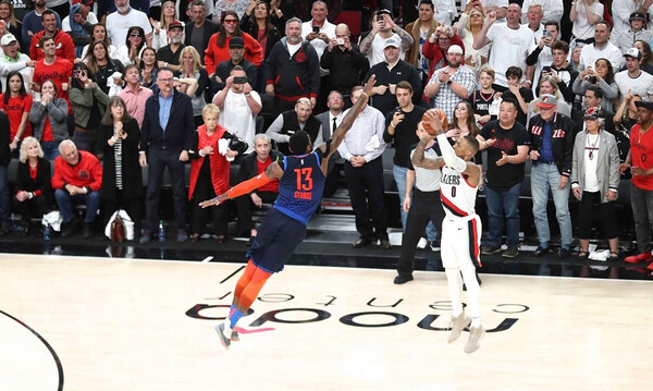 NBA: Τα καλύτερα των play offs με Λίλαρντ και Giannis (video)