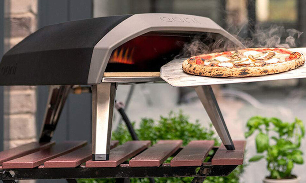 Αυτός ο κινητός φούρνος σε εφοδιάζει με πίτσα όλες τις ώρες της ημέρας