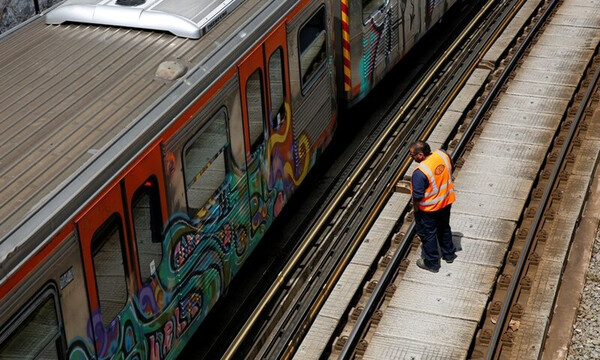 Τραγωδία στο Μοσχάτο: Γυναίκα έπεσε στις ράγες του ΗΣΑΠ και σκοτώθηκε
