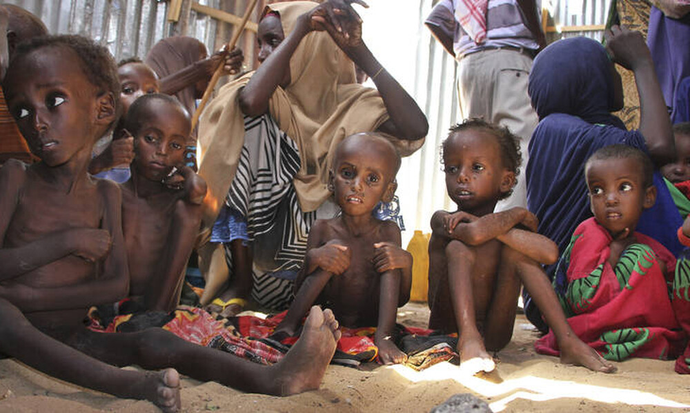 Νέα ανθρωπιστική κρίση στη Σομαλία: Πάνω από 1 εκατ. παιδιά κινδυνεύουν από υποσιτισμό