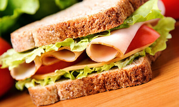 Κολπική μαρμαρυγή: Οι 13 τροφές που πρέπει να αποφεύγετε (εικόνες)