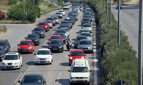 Καιρός - Αγίου Πνεύματος: Με βροχές και χαλάζι επιστρέφουν οι εκδρομείς - Δείτε τους χάρτες