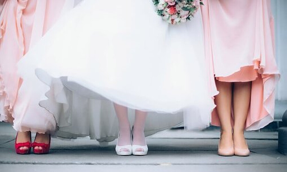 Γάμος «ναυάγιο»: Έξαλλη η νύφη με αυτό που της έκαναν οι «φίλες» της (pics)