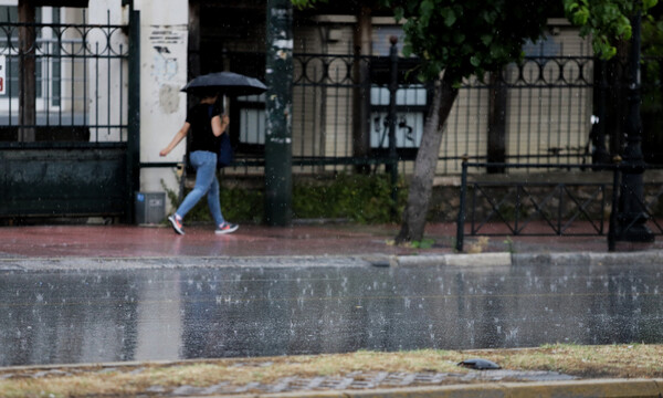 Καιρός: Έρχονται καταιγίδες και χαλάζι στην Αττική - Δείτε πού θα «χτυπήσουν» έντονα φαινόμενα