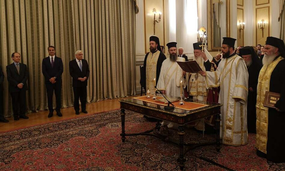 LIVE: Ορκίστηκε η νέα κυβέρνηση στο Προεδρικό Μέγαρο - Την Τετάρτη το υπουργικό συμβούλιο