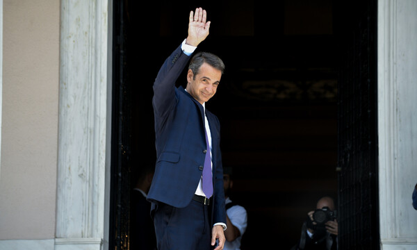 Αυτός είναι ο αστυνομικός που «καθάρισε» ο Μητσοτάκης (pics)