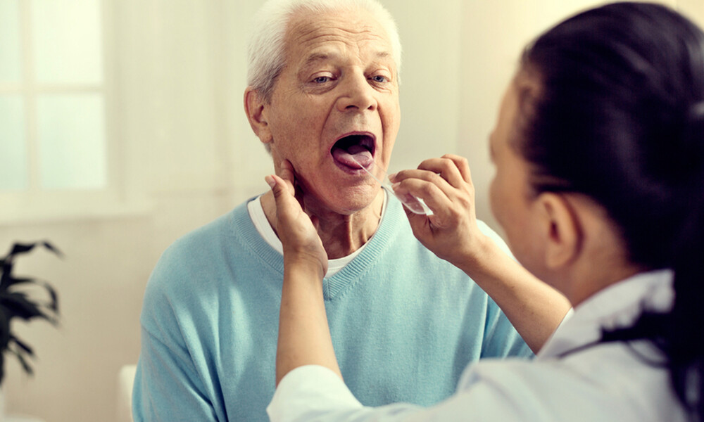 Αμυγδαλίτιδα: 11 συμπτώματα σε εικόνες