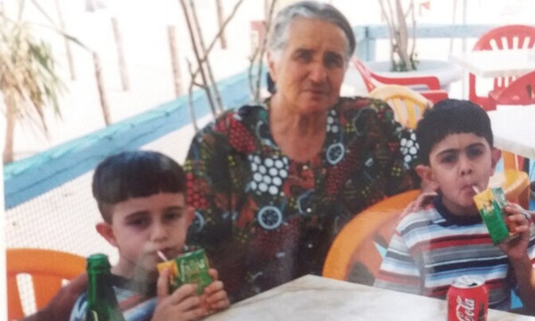 Η Ροδίτισσα που κατάφερε το ακατόρθωτο: Στα 60 της γέννησε, στα 70 της είχε δίδυμα 10 χρονών!