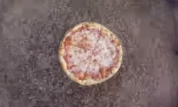 Αν λατρεύετε την πίτσα τότε ΜΗΝ δείτε αυτό το βίντεο (video)