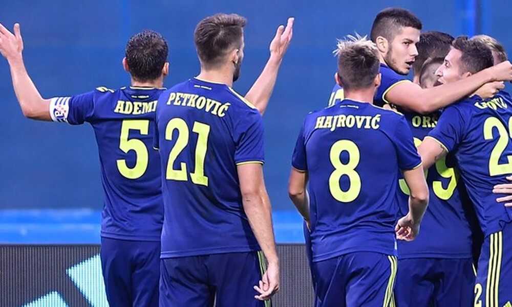 Με δεύτερη νίκη στους ομίλους