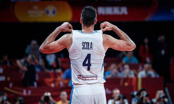 Λουίς Σκόλα: Ο 39χρονος που βάζει τα… γυαλιά σε όλους στο Μουντομπάσκετ! (video+photos)