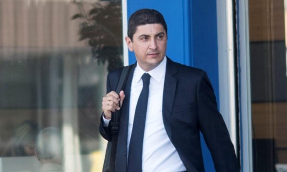 Ολοκληρώθηκε το Πανελλήνιο Πρωτάθλημα ανοιχτής θαλάσσης, παρουσία Αυγενάκη