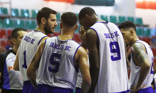 Ηρακλής: Η νέα φανέλα για τη Basket League (photos)