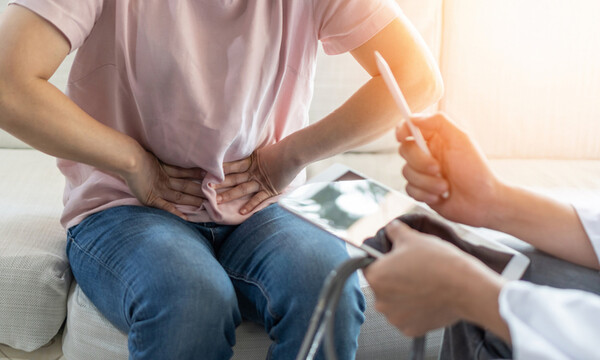 Καρκίνος των νεφρών: Με ποια συμπτώματα εκδηλώνεται (εικόνες)