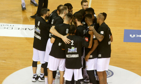 ΠΑΟΚ: Επιστροφή από Ουγγαρία, συνάντηση διοίκησης με Τζιτζικώστα