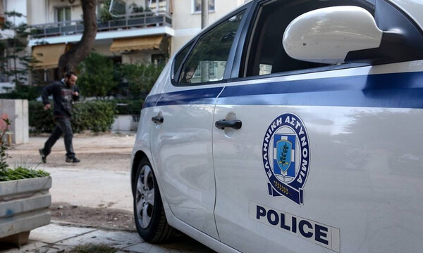 Συναγερμός στο Χαϊδάρι: Τον «γάζωσαν» μέσα στο αυτοκίνητό του