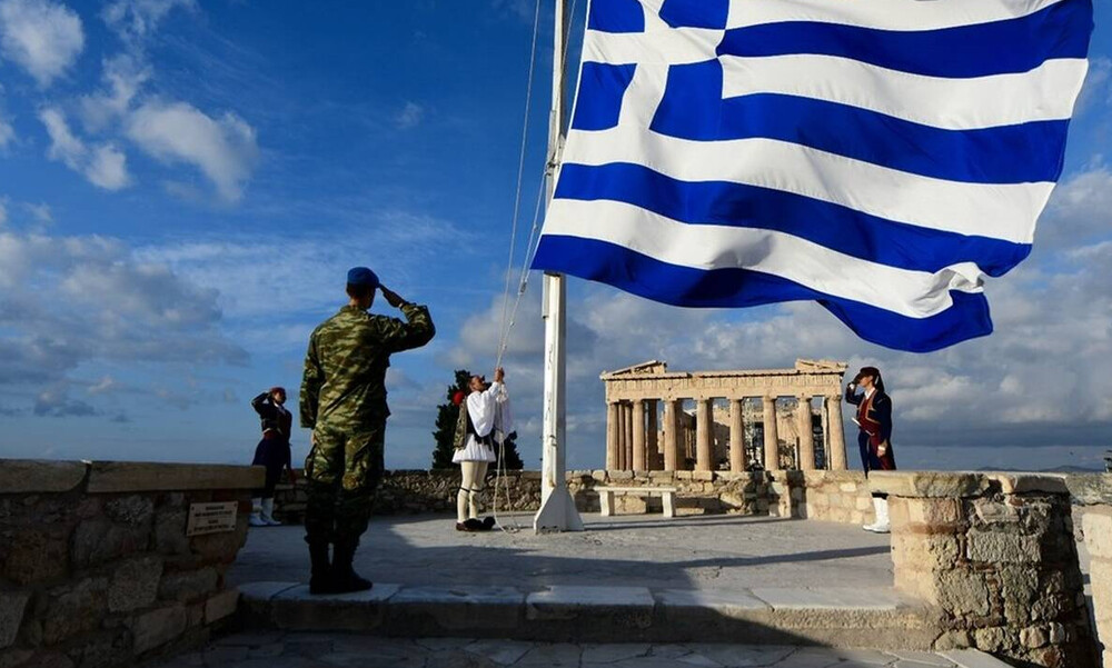 Η Ελλάδα «σβήνει»! Μείωση του πληθυσμού κατά 33.857 άτομα – Ακούει κανείς; 