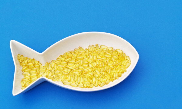 Ιχθυέλαια: 7 εκπληκτικά οφέλη για την υγεία σας (εικόνες)