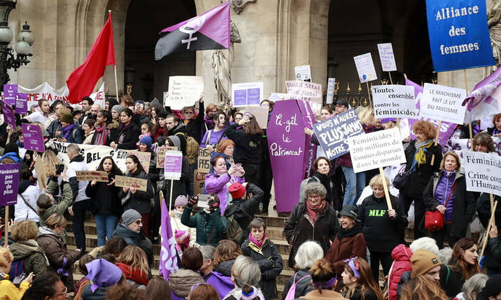 Γαλλία: «Όχι» στη βία σε βάρος των γυναικών από χιλιάδες διαδηλωτές