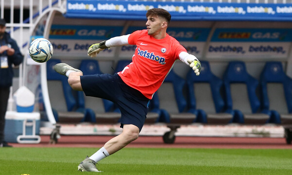 Τα... πιτσιρίκια της Super League