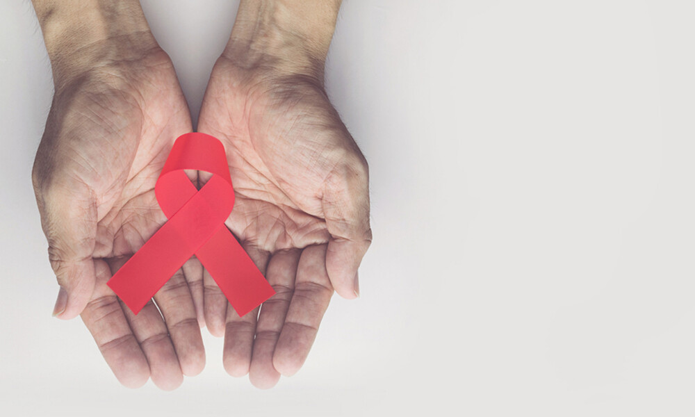 Παγκόσμια Ημέρα κατά του AIDS: Τα τρία στάδια της νόσου & τα συμπτώματα (video)