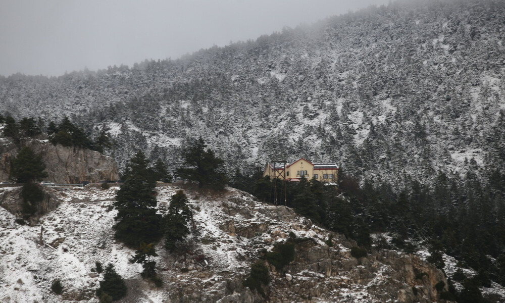 Καιρός τώρα: Δευτέρα με κρύο και βροχές - Πού και πότε θα χιονίσει (pics)