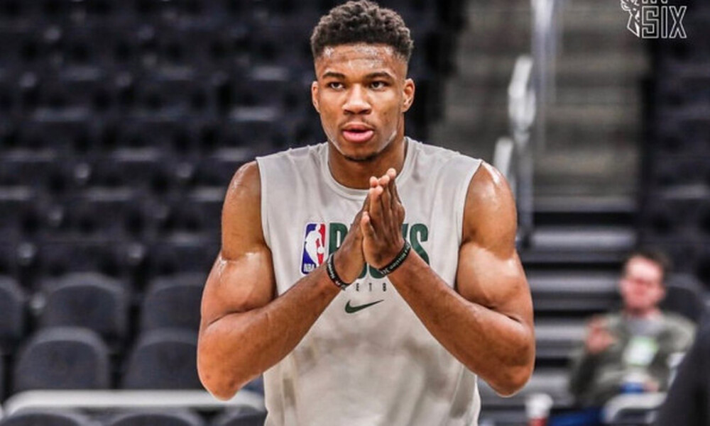 Γιάννης Αντετοκούνμπο: Ο Greek Freak είναι χαζομπαμπάς (pic)