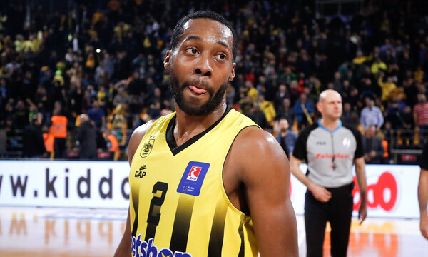 Άρης: Πρόστιμο σε Μπράουν