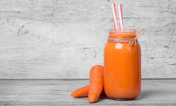 Χυμός καρότου: Τα οφέλη του για την επιδερμίδα, τα μάτια, το ανοσοποιητικό (φωτο)