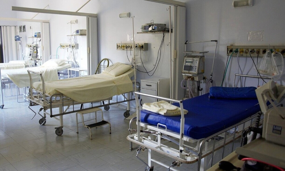 Καβάλα: Χαμός σε νοσοκομείο – Έπεσε ξύλο στα επείγοντα (pics)