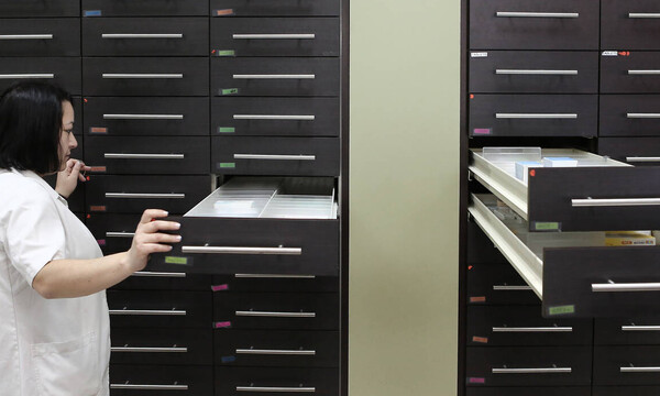 Κορονοϊός - Φαρμακεία: Τα έκτακτα μέτρα που θα λάβουν οι φαρμακοποιοί