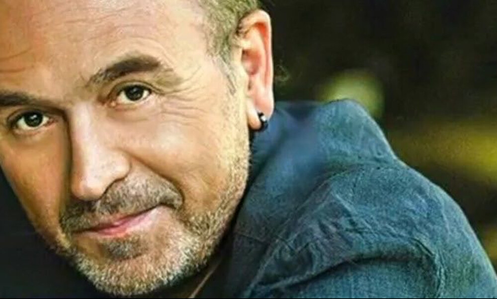«Κάτι μας κρύβουν» : Οι σκέψεις του Σταμάτη Γονίδη έγιναν τραγούδι πριν τρία χρόνια 