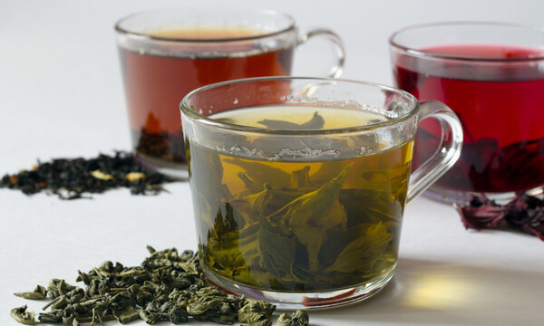 Τσάι: Τα οφέλη ανάλογα με το χρώμα του (εικόνες)