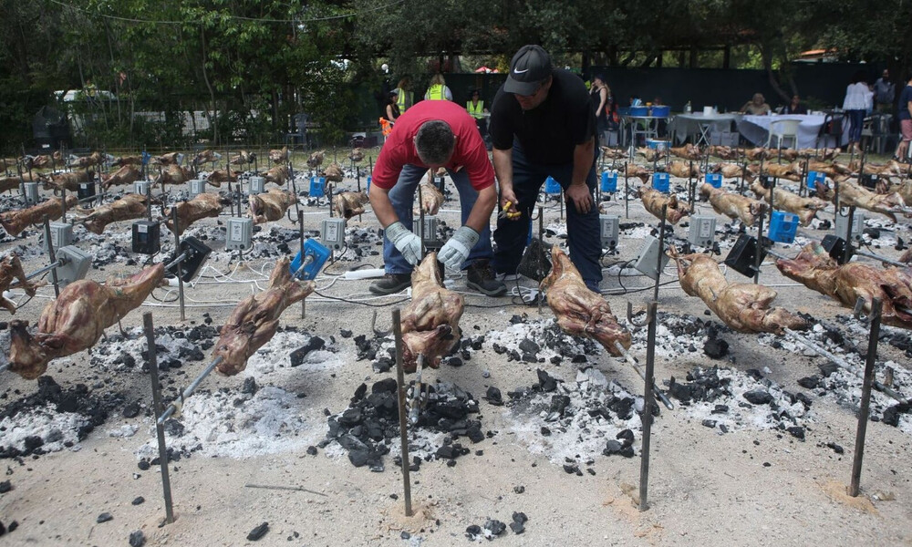 Κορονοϊός: Ξεχάστε τις μαζικές εξόδους το Πάσχα – Σκέψεις για κλείσιμο των διοδίων