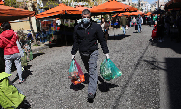 Κορονοϊός - Χαρδαλιάς: Θα κλείνουν λαϊκές αγορές που παραβιάζουν τα μέτρα