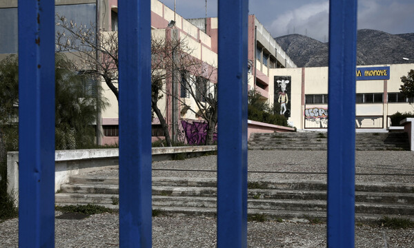 Κορονοϊός: Πότε θα ανοίξουν τα σχολεία - Τι θα γίνει με τις Πανελλήνιες - Τα σενάρια που εξετάζονται