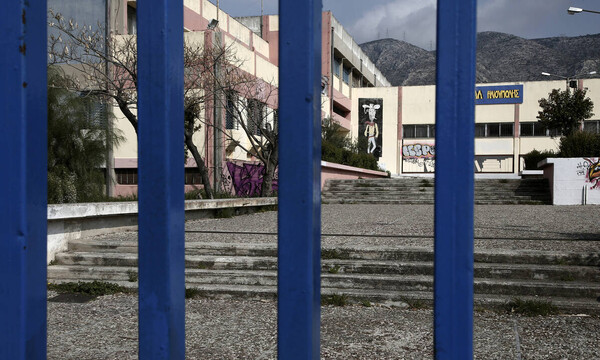 Κορονοϊός: Πότε θα ανοίξουν τα σχολεία - Τι θα γίνει με τις Πανελλήνιες