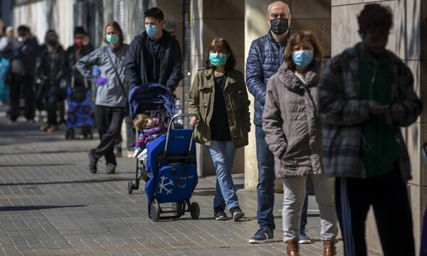 Κορονοϊός – Τελικά πρέπει να φοράμε μάσκα; - Τι είπε ο Τσιόδρας, τι συμβαίνει σε ΗΠΑ και Γαλλία