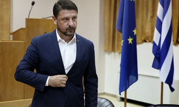 Έχεις δει την κούκλα σύζυγο του Νίκου Χαρδαλιά; Είναι γυμνάστρια και έχει κορμάρα! (Photos)