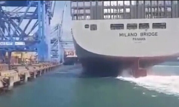 Τάνκερ πήγε να «δέσει» στο λιμάνι - Σοκάρουν οι εικόνες από αυτό που ακολούθησε (photos+video)