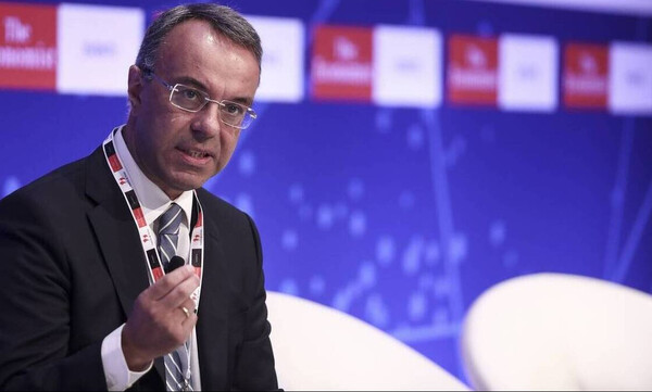 Σταϊκούρας: Η Ελλάδα βυθίζεται σε πολύ βαθιά ύφεση - Απώλεια  2,5 του ΑΕΠ για κάθε μήνα «λουκέτου»