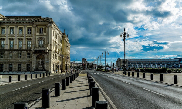 «Έσπασε» την καραντίνα για 4 ώρες - Η απίστευτη απάντηση στους αστυνομικούς (photos)