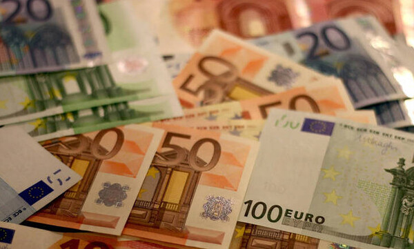 Κορονοϊός: Ύφεση έως 9% προβλέπει για εφέτος το ΙΟΒΕ – Ανησυχία για τις τράπεζες